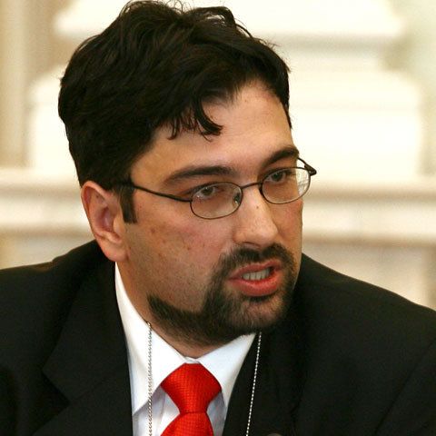Sever Voinescu: Dacă n-ar fi fost Traian Băsescu, aş fi votat cu Crin Antonescu