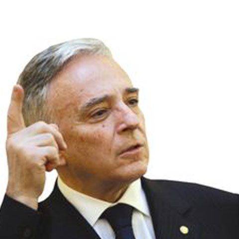 Isărescu: Nu e nevoie de o ajustare suplimentară a cursului, pentru că deficitul extern s-a corectat