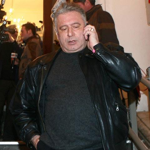 Maşina lui Mădălin Voicu a fost lovită. Şoferul a fugit de la locul accidentului