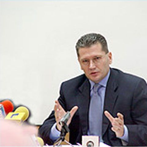 Premierul desemnat crede că Parlamentul i-ar putea vota echipa datorită condiţiei FMI