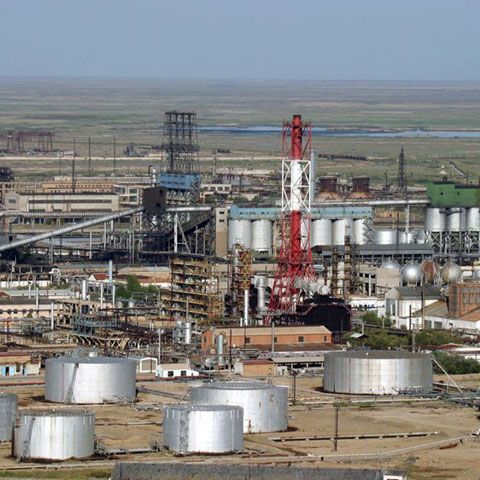 Kazahii i-au plătit lui Patriciu 108 mil. de dolari pentru 25% din Rompetrol