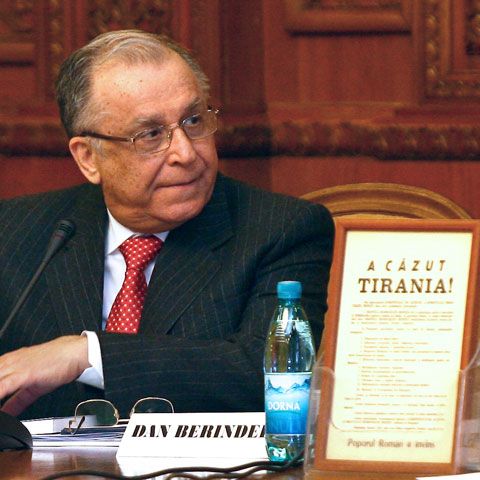 I. Iliescu: Ce a declarat Traian Băsescu pe aeroport este o ticăloşie