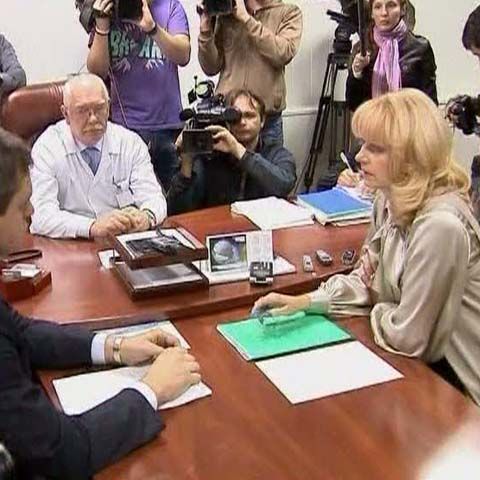 S-a sfârşit pandemia de gripă nouă din Ucraina, cel puţin de dragul alegerilor!