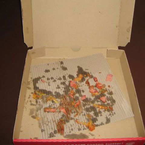PSD Timiş dă pizza expirată de pomană... electorală