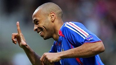 Henry spune că a vrut să se retragă din naţională după incidentul de la meciul cu Irlanda 