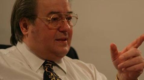 Vadim Tudor: PSD-ul plăteşte păcatele lui Iliescu. Îşi merită soarta