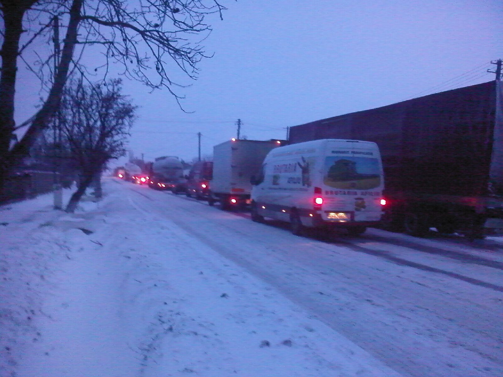 Trafic blocat pe DN2