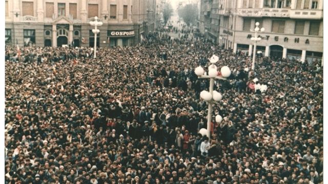 Crâmpeie din Revoluţie vor fi recreate la Timişoara, după 20 de ani