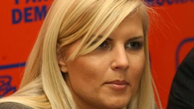 Elena Udrea: Am votat pentru o democraţie autentică