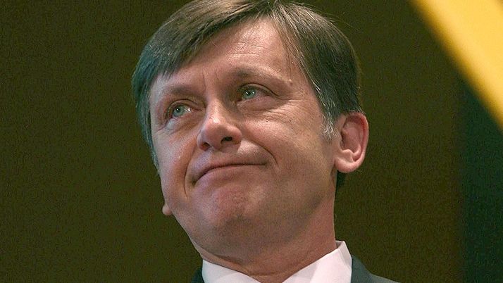 Crin Antonescu: PNL votează contra guvernului Boc. Suntem sfidaţi!