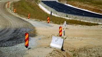 Peste 2.000 de angajaţi ai Bechtel, trimişi în şomaj. AJOFM Cluj dă în judecată firma americană