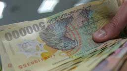 Doar jumătate dintre firme vor acorda prime la sfârşitul anului, potrivit unui studiu 