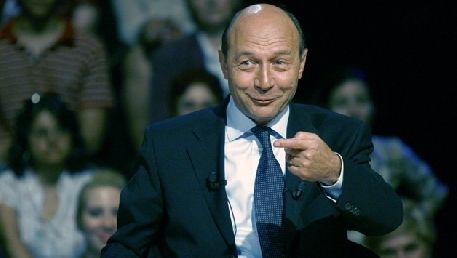 Băsescu îi declară război lui Sassu: Nu voi mai pune piciorul la TVR