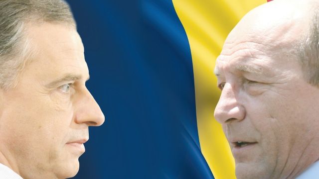 Alegeri prezidenţiale 2009: Finiş la fotografie între Geoană şi Băsescu