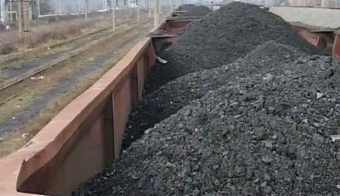 Furturile de cărbune din Valea Jiului s-au înmulţit simţitor