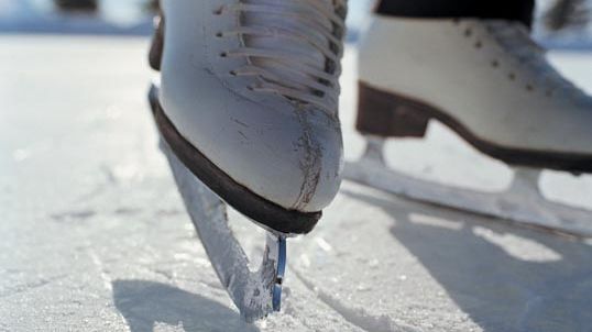 S-a deschis patinoarul artificial din Cişmigiu