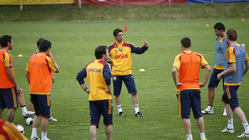 Naționala României se menține pe locul 12 în clasamentul FIFA. Cum stau adversarele din preliminarii