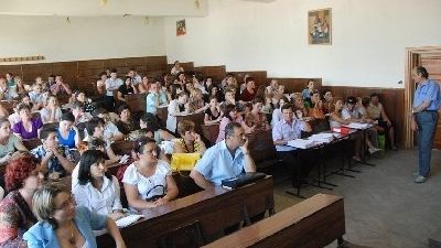 400 de dascăli sibieni vor fi disponibilizaţi în anul 2010