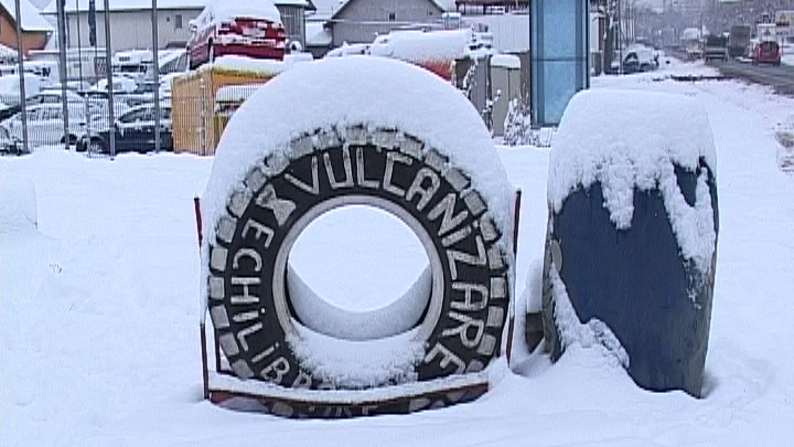 Invazie de clienţi la vulcanizările din Sibiu