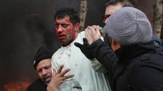 15 persoane au fost ucise la Teheran în ciocniri dintre poliţie şi participanţii la un festival religios