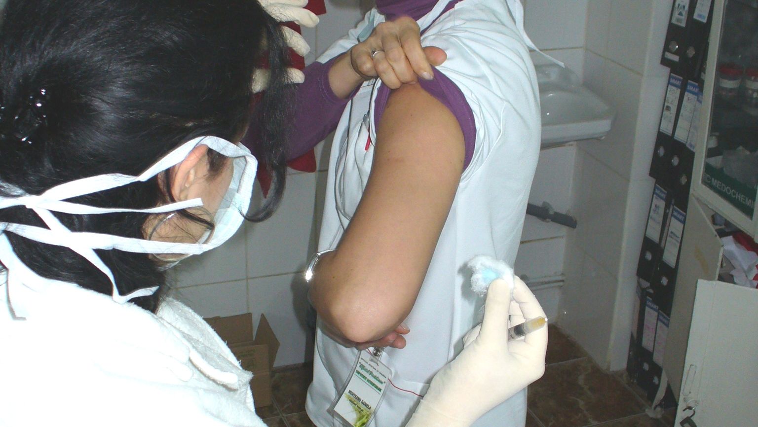 Vrâncenii, reticenţi la vaccinarea împotriva AH1N1