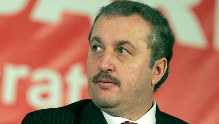 Vasile Dâncu: Jazz-ul se ascultă mai bine în miros de mici, decât în miros de Chanel 5