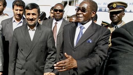 A murit Robert Mugabe, fostul șef de stat din  Zimbabwe