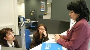 Pensionarii sunt puși pe drumuri și li se solicită sume uriașe