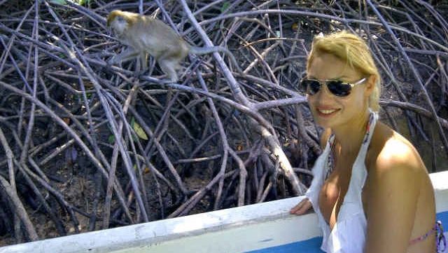 Valentina Pelinel se ocupă de afacerile lui Cristi Borcea. Dovada