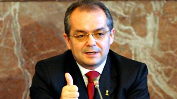 Emil Boc a acceptat să facă parte din Fundaţia Mişcarea Populară