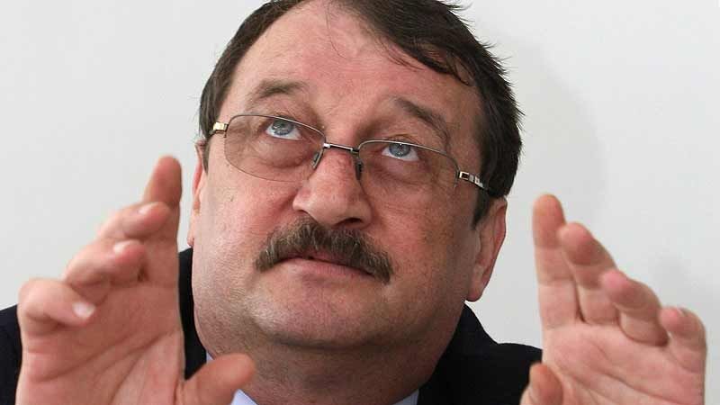 Mircea Băsescu, fratele preşedintelui, şantajat de ginerele lui Bercea Mondial UPDATE