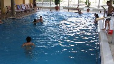 Preţuri între 330 şi 360 lei pentru şase nopţi de cazare într-o staţiune balneară