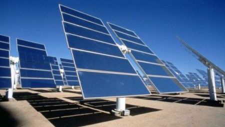 Un vehicul spaţial propulsat cu energie solară va fi lansat în anul 2016