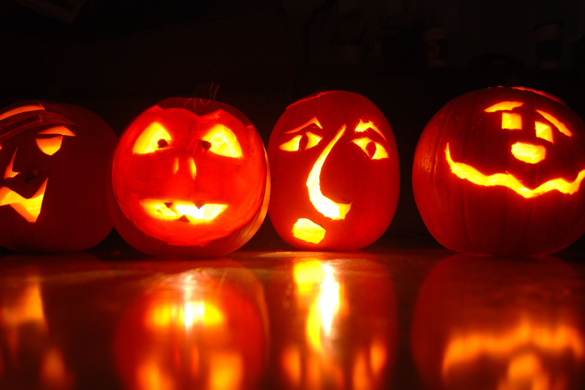 HALLOWEEN 2014: obiceiuri şi tradiţii. Cum se sărbătoreşte HALLOWEEN în întreaga lume