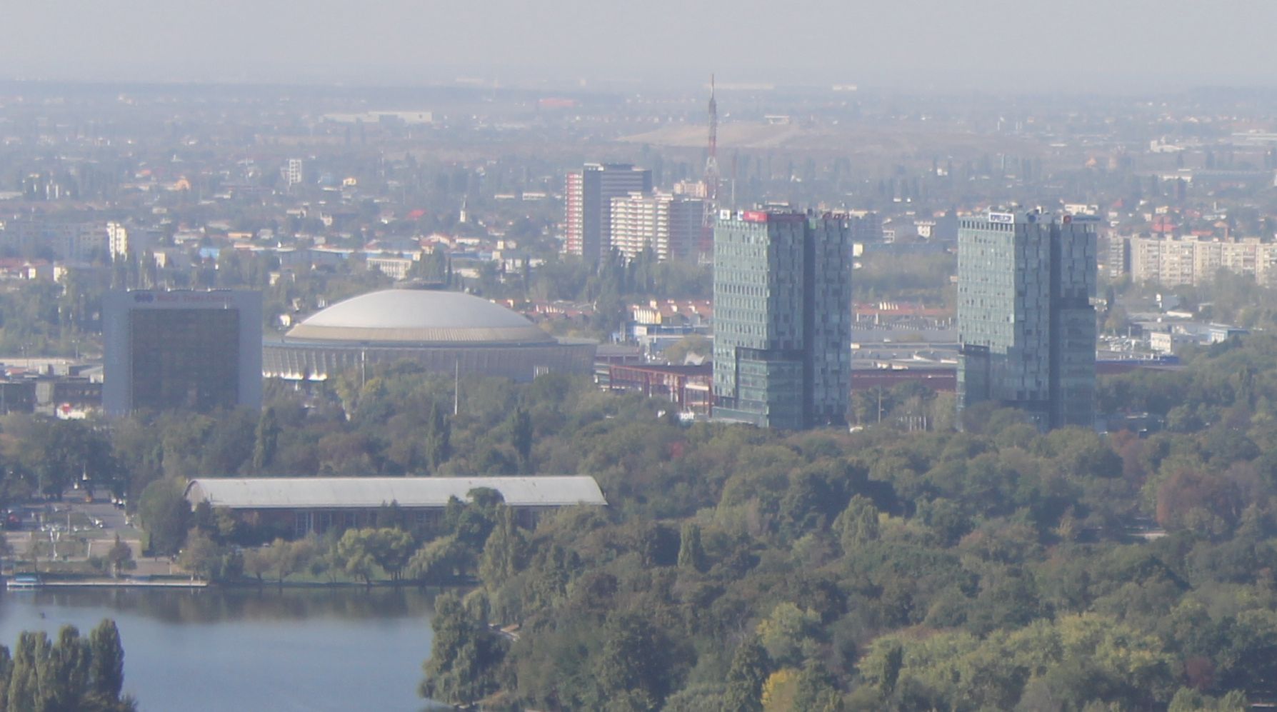 ANDREI PANDELE: "Ceauşescu a rupt ţesutul oraşului. Bucureștiul are cicatrici ciudate"