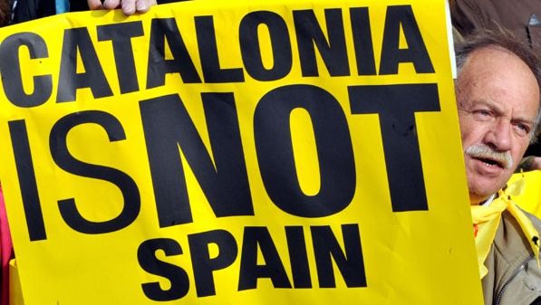 Guvernul catalan renunţă la referendumul pentru INDEPENDENŢĂ