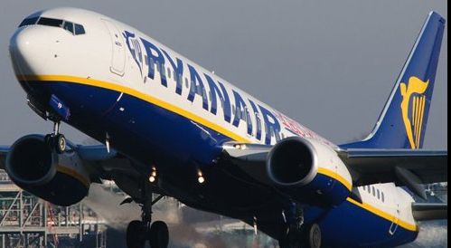 Cea mai mare companie low-cost din Europa a avut primul zbor la Bucureşti