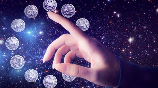 HOROSCOP MAI 2014 pentru toate ZODIILE. Ce SURPRIZE aduce luna mai