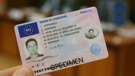 Un deputat vrea să dea permise auto de la 16 ani, după "modelul american"