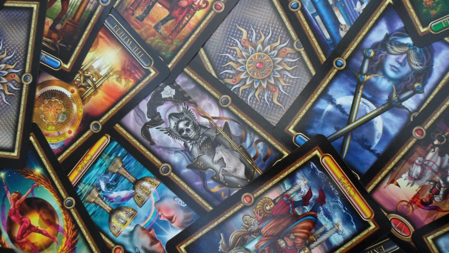 Horoscop TAROT joi 22 decembrie 2022