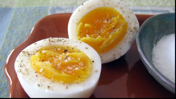 10 surse de calciu nebanuite