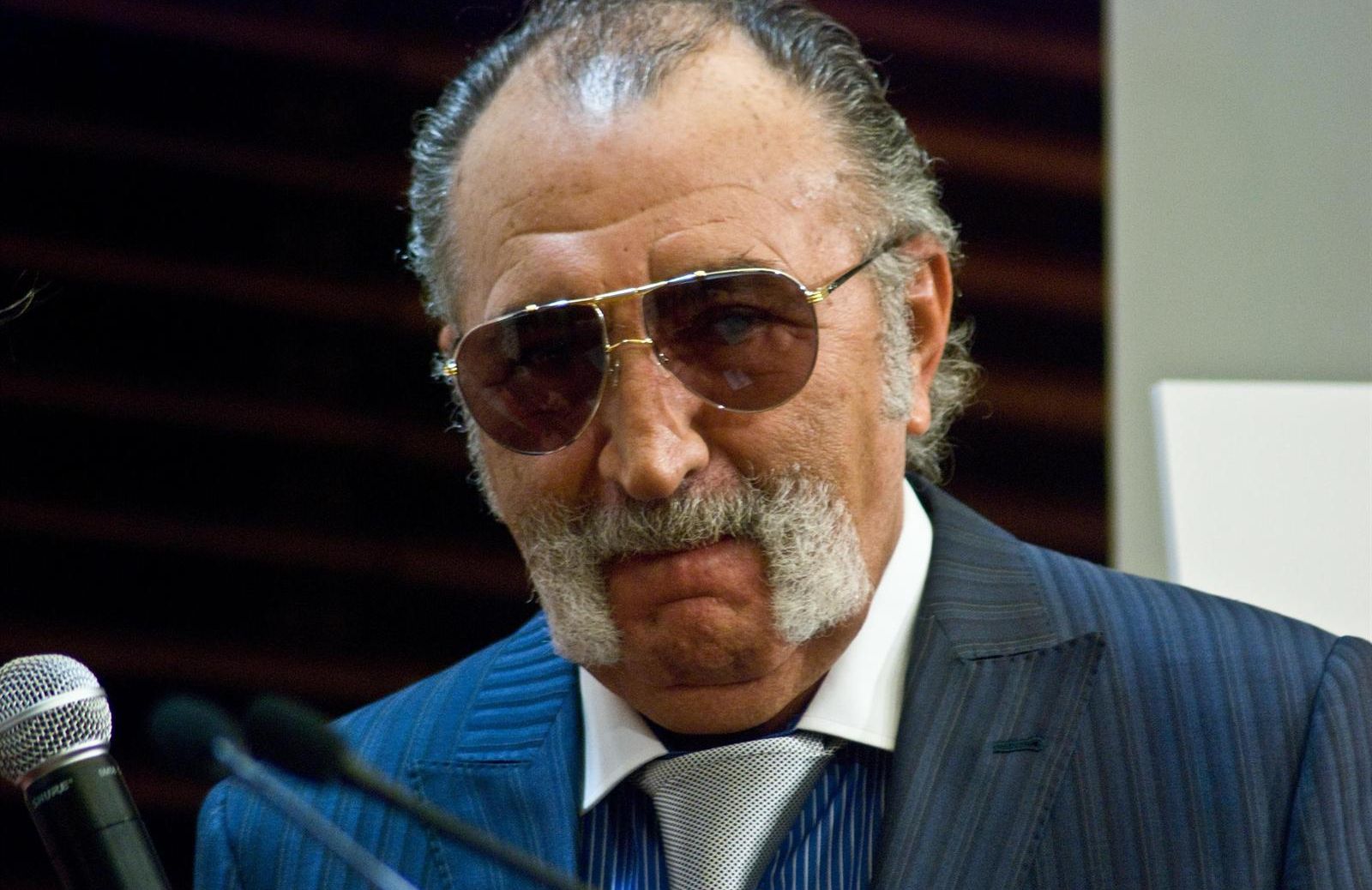 ION TIRIAC. Gest DE AUR facut de ION TIRIAC