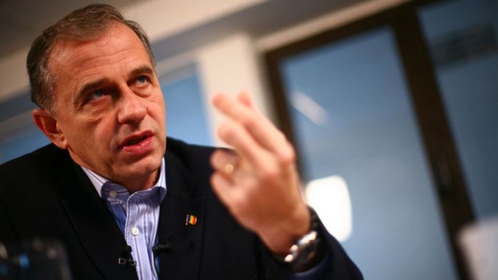 Geoană: Vreau o soluţie să împiedicăm ca pământul României să fie cumpărat masiv de străini