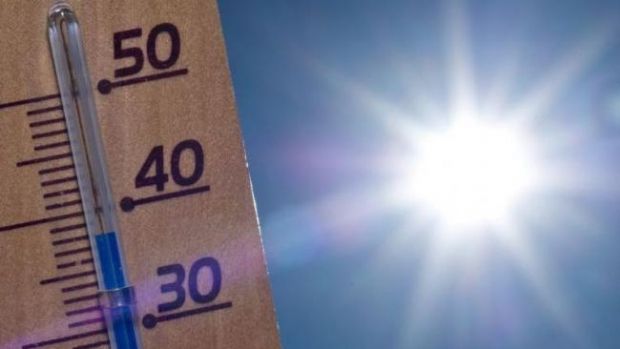 Prognoza meteo pentru trei zile: temperaturi caniculare, dar îşi fac apariţia aversele de ploaie
