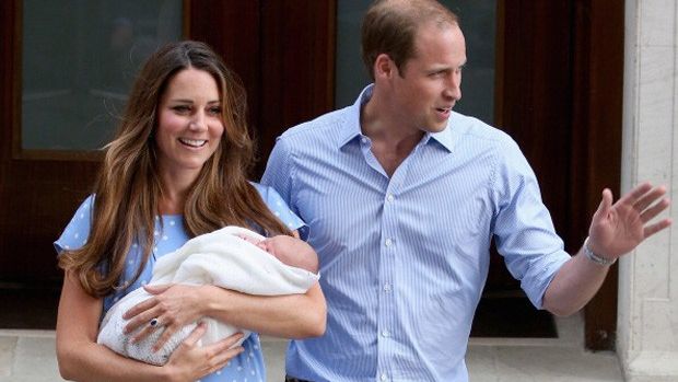 E OFICIAL! Care e sexul bebeluşului aşteptat de Kate şi de Prinţul William. Ce NUME va purta
