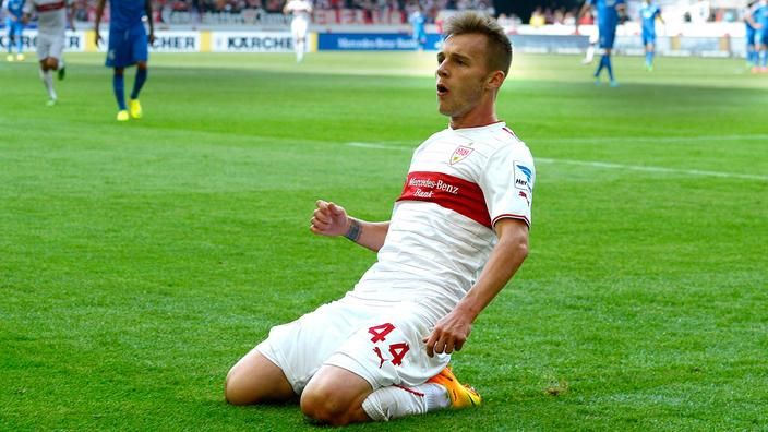 Cum arată femeia care l-a înnebunit pe Alex Maxim? Fotbalistul a fost lăsat acasă de selecţioner