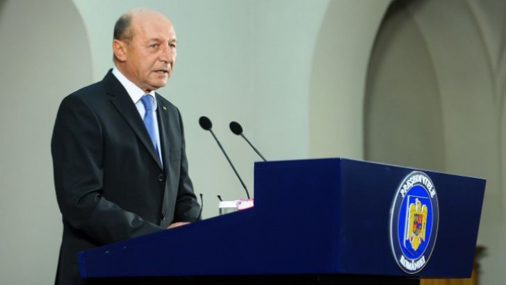 Băsescu: România vrea să ia parte la eventuale negocieri pentru soluţionarea crizei din Crimeea