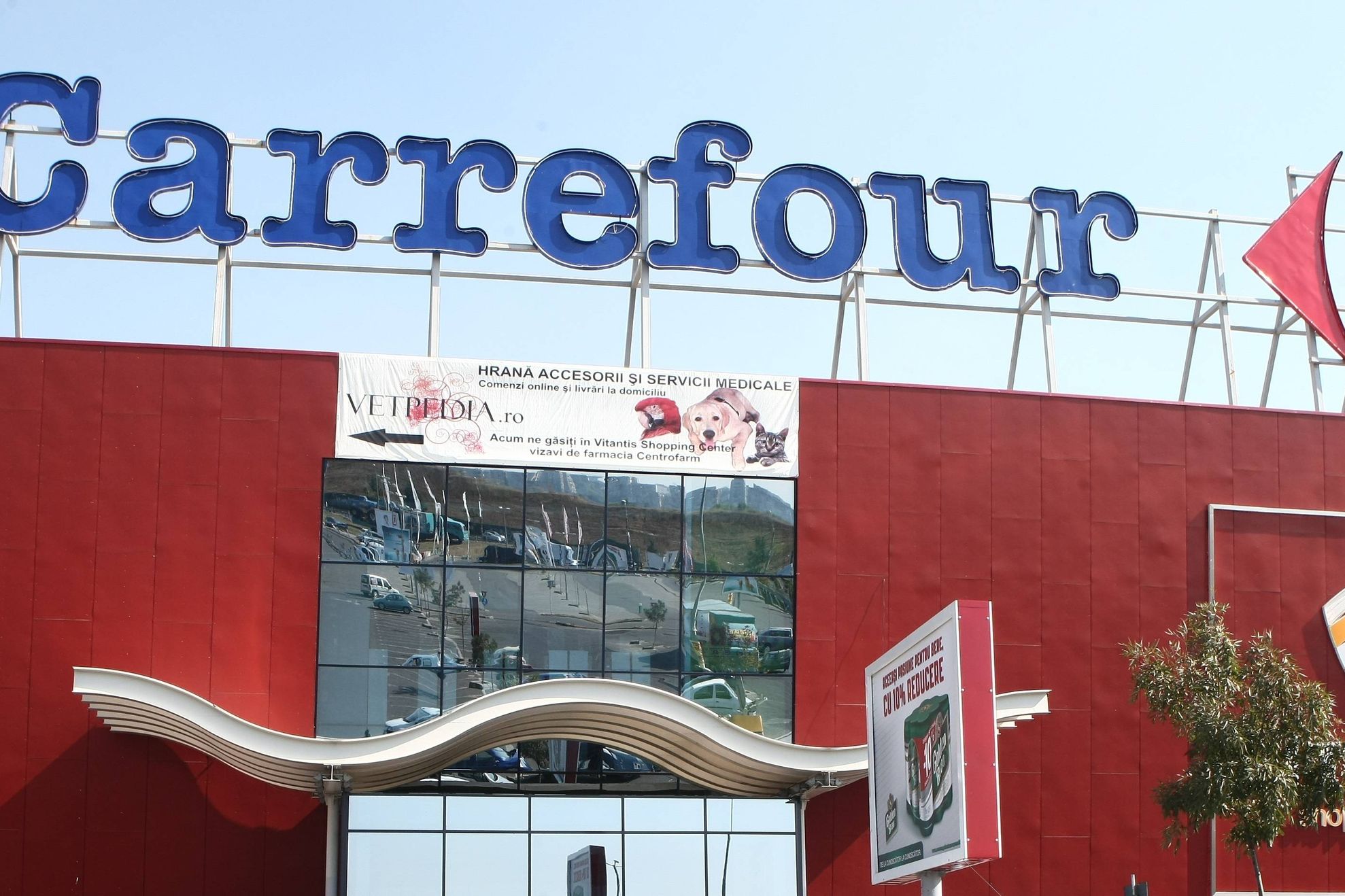 CE MUTARE face Carrefour România la început de an