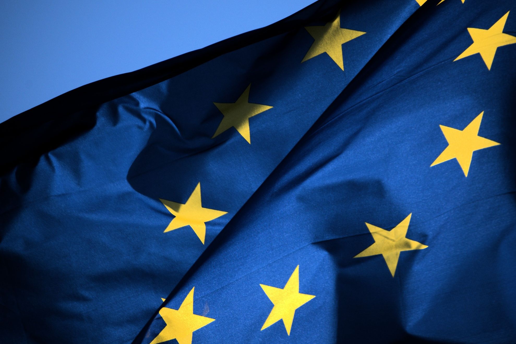Ţările care încalcă statul de drept şi criteriile de la Copenhaga riscă îngheţarea fondurilor UE