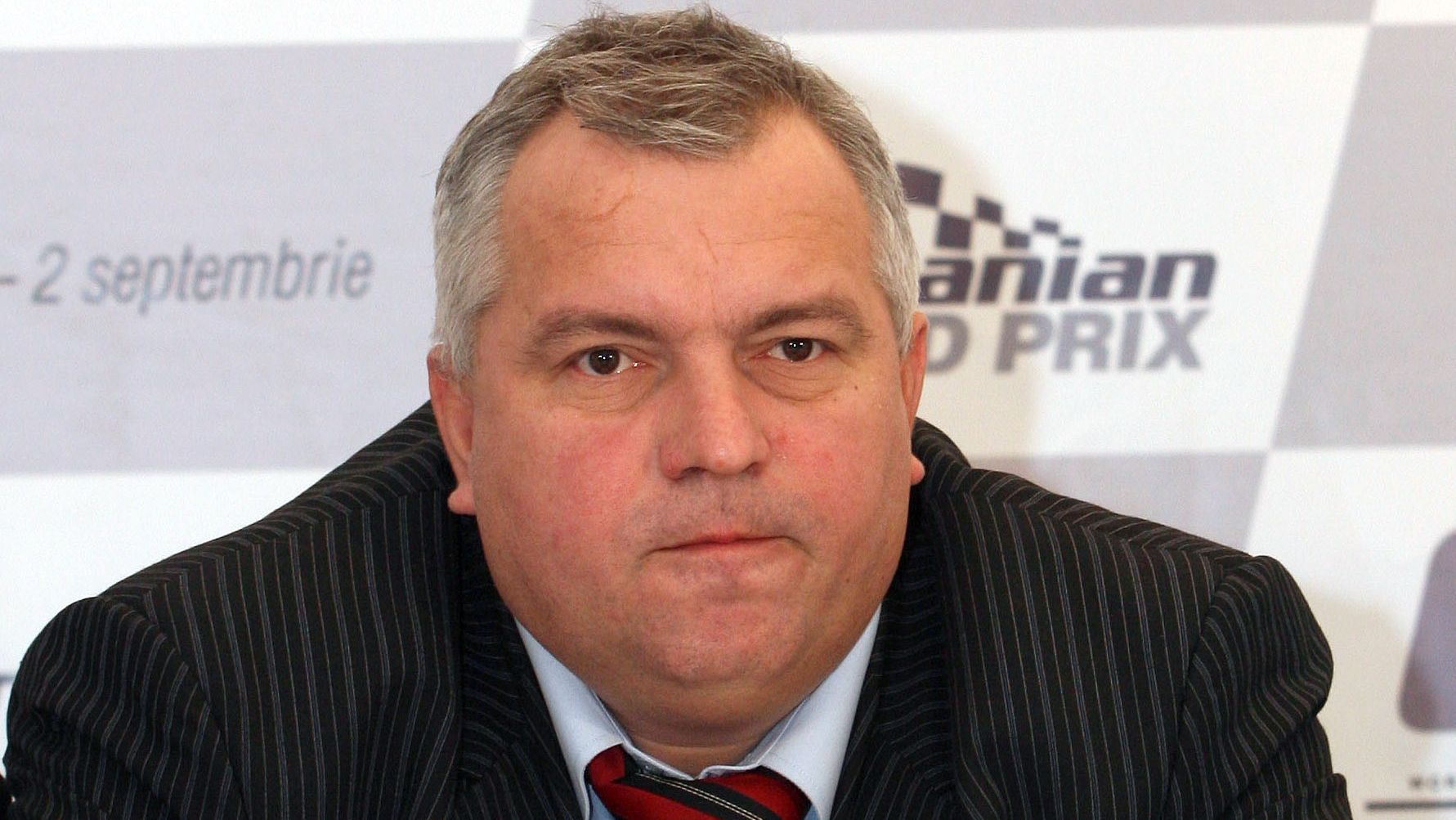 Constantinescu: Am fost ridicat de DNA ca un animal, ca un hoţ. E un abuz, fac plângere la Parchet!